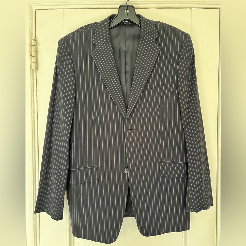 Navy pinstripe Theory blazer size 40R